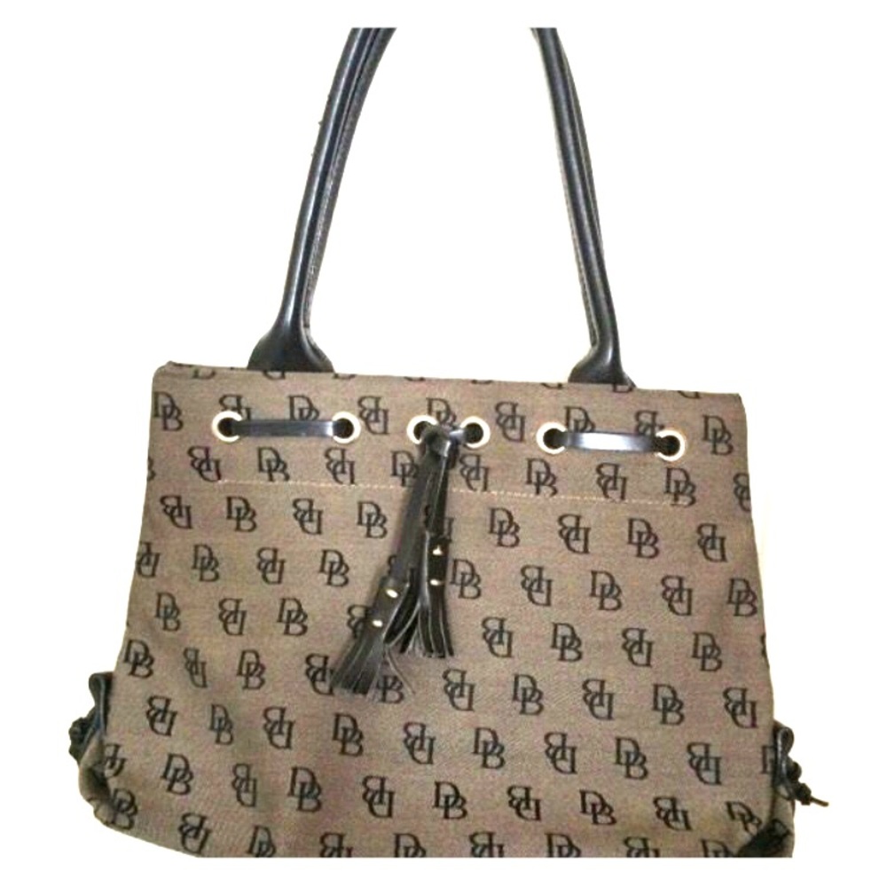 Dooney & Bourke purse